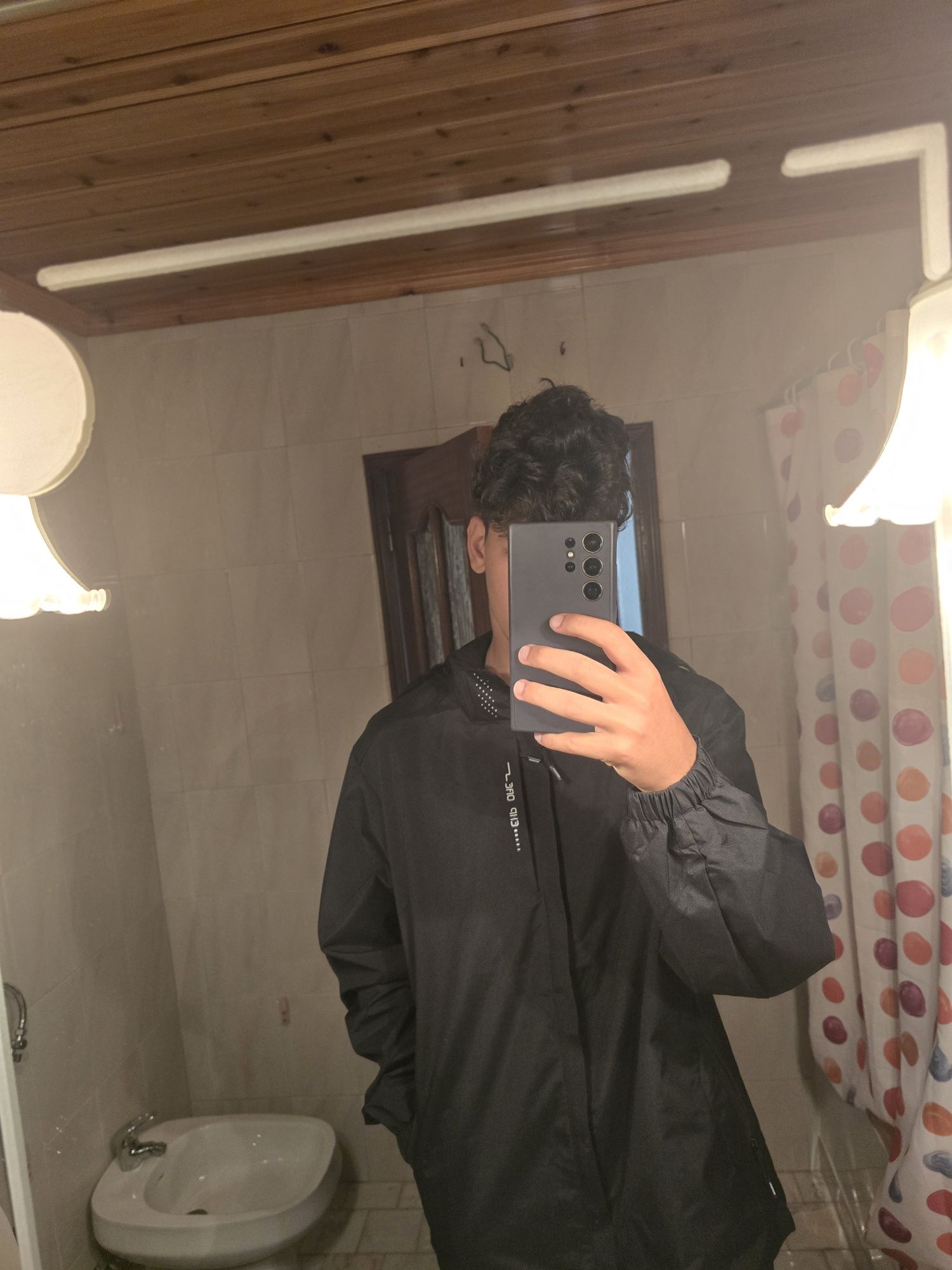 Vendo roupas que ja não utilizo mais