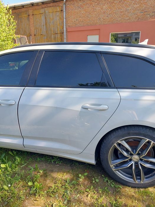 Drzwi lewe tyl tylne Audi A6 C8 kombi LS9R avant