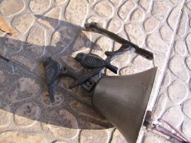 Relaxdays Żeliwny dzwonek do drzwi motyw ptaka, antyczny styl dworkowy