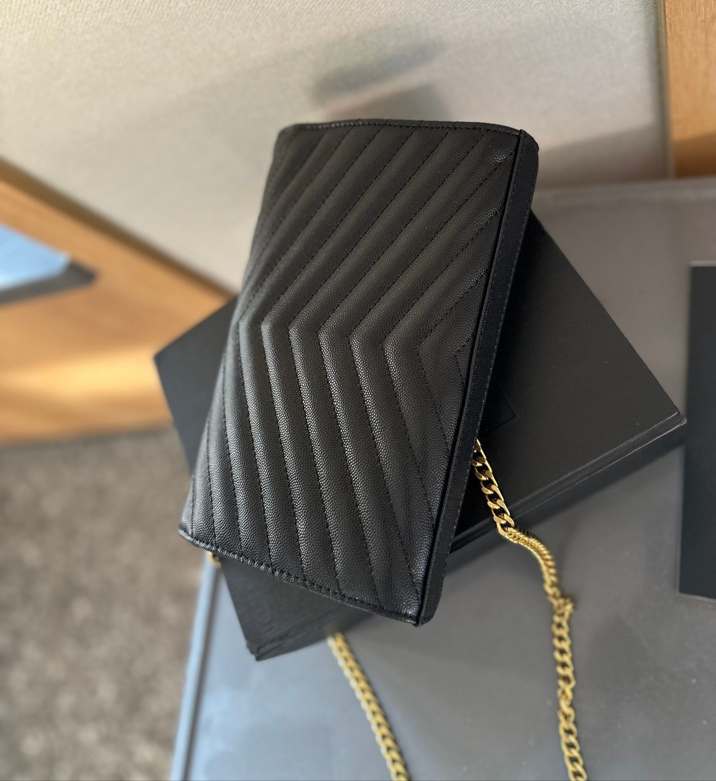 Клатч сумка YSL Saint Laurent WOC | чорна з золотом
