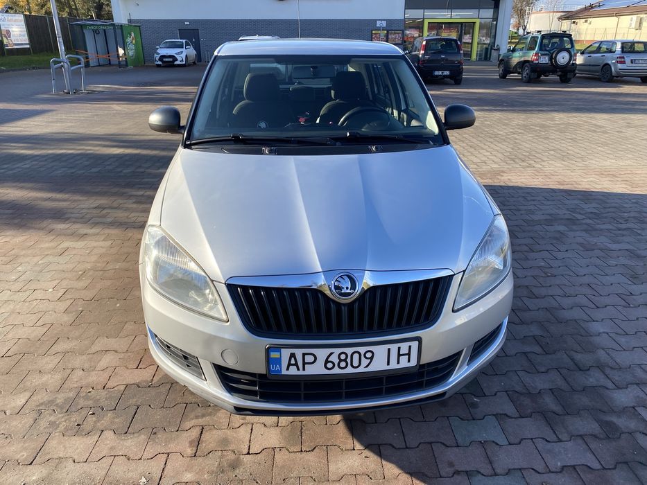 Шкода fabia 2015
