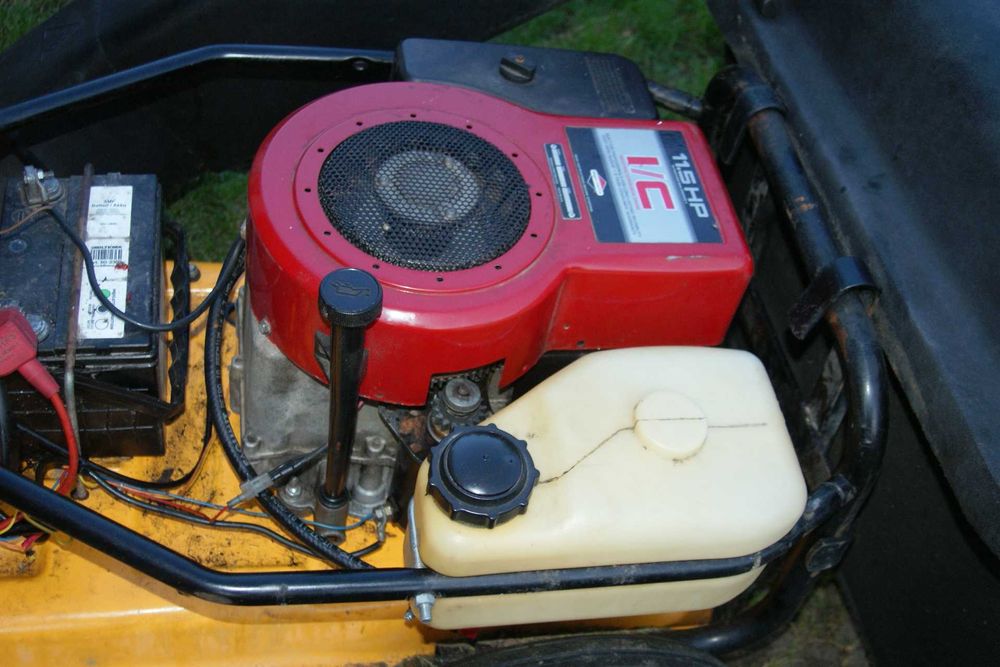 Traktorek, kosiarka ogrodowa Stiga 11,5 hp, silnik Briggs & Stratton