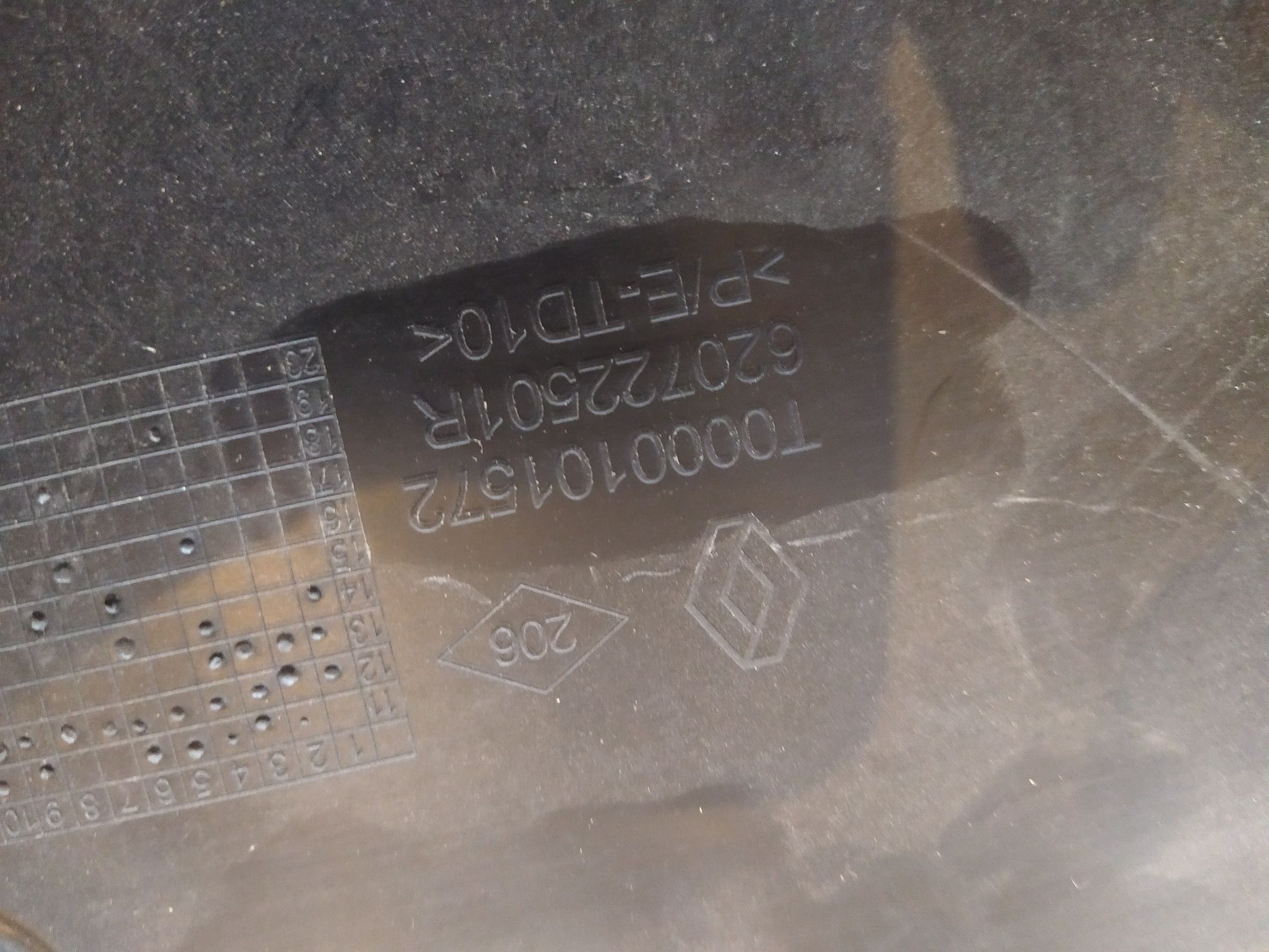 Renault Scenic III lift 11- nakładka zderzaka przód przednia PDC blend