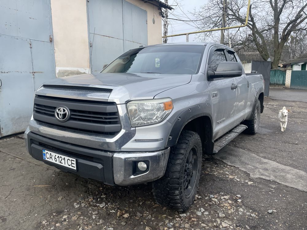 Toyota Tundra пікап