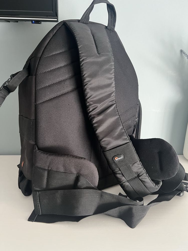 Mochila tiracola LOWEPRO
