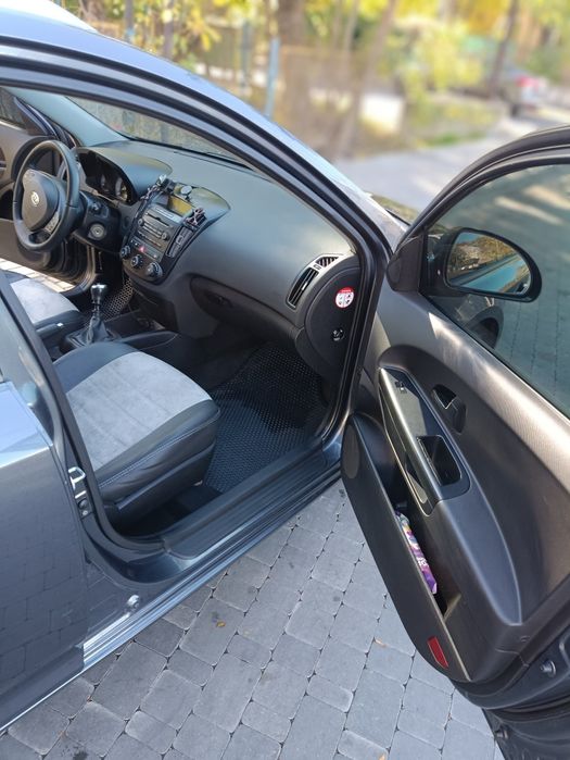 Продам Кіа Ceed 1.6d 2008