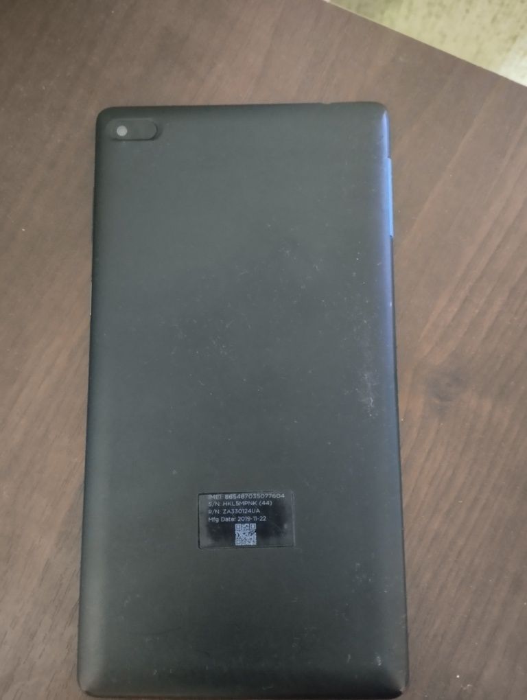 Планшет Lenovo Tab 7 Essential TB-7304X 2/16Gb