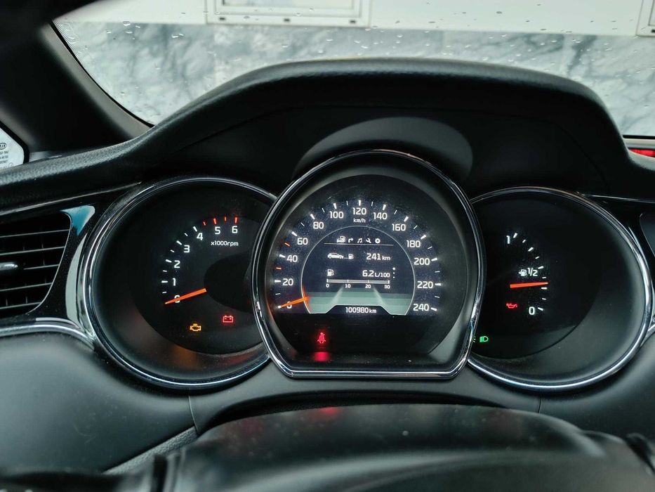 Kia Ceed SW GT Line 1.6 CRDi – Muito Estimada, 2 Chaves