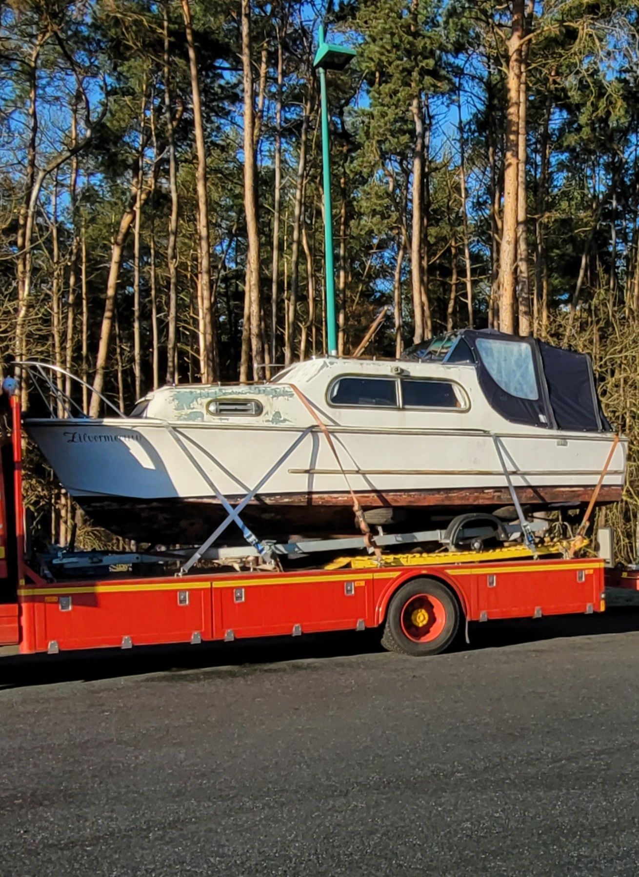 Łódź kabinowa vetus diesel