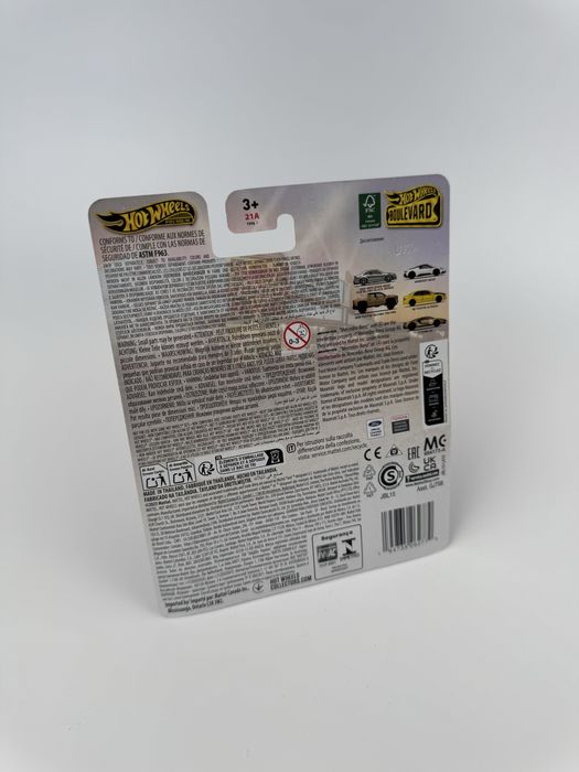 Hot Wheels Premium Boulevard 126-130 zestaw 5 aut, Mercedes, Toyota