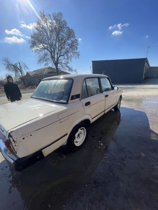 Продам ваз 2107