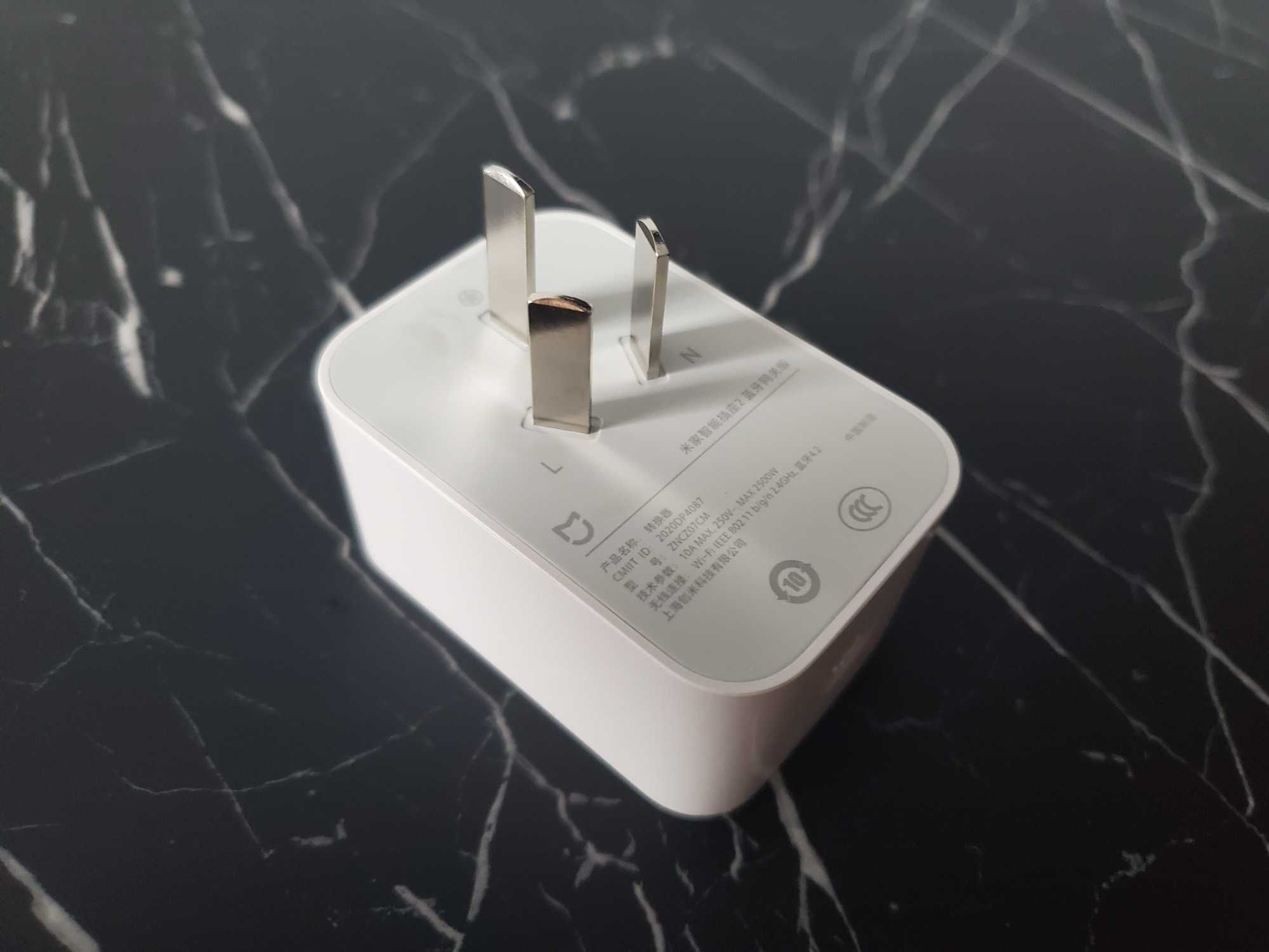 Розумна розетка накладна Xiaomi Mi Smart Socket 2 ZNCZ07CM