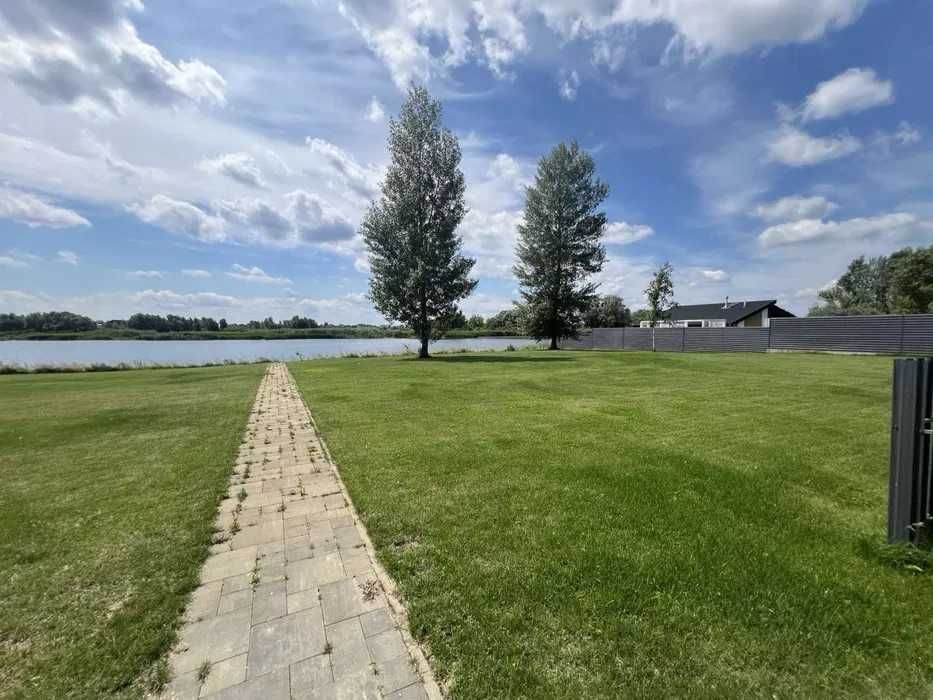 Видовий будинок 214м КМ на затоці Дніпра! Славутич Осокорки!