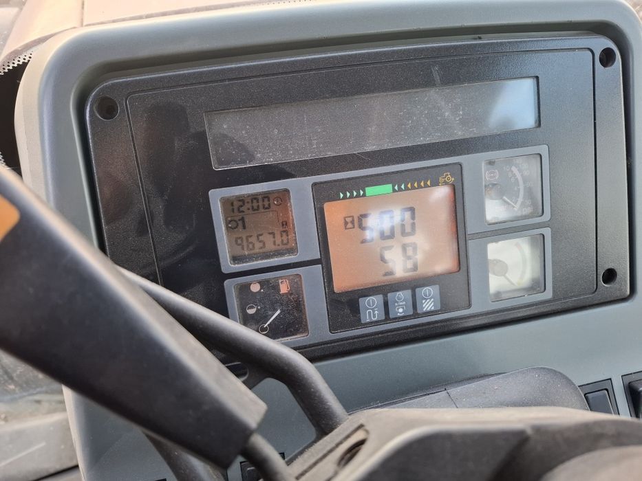 Case mx 135 rok 2002 z Niemiec