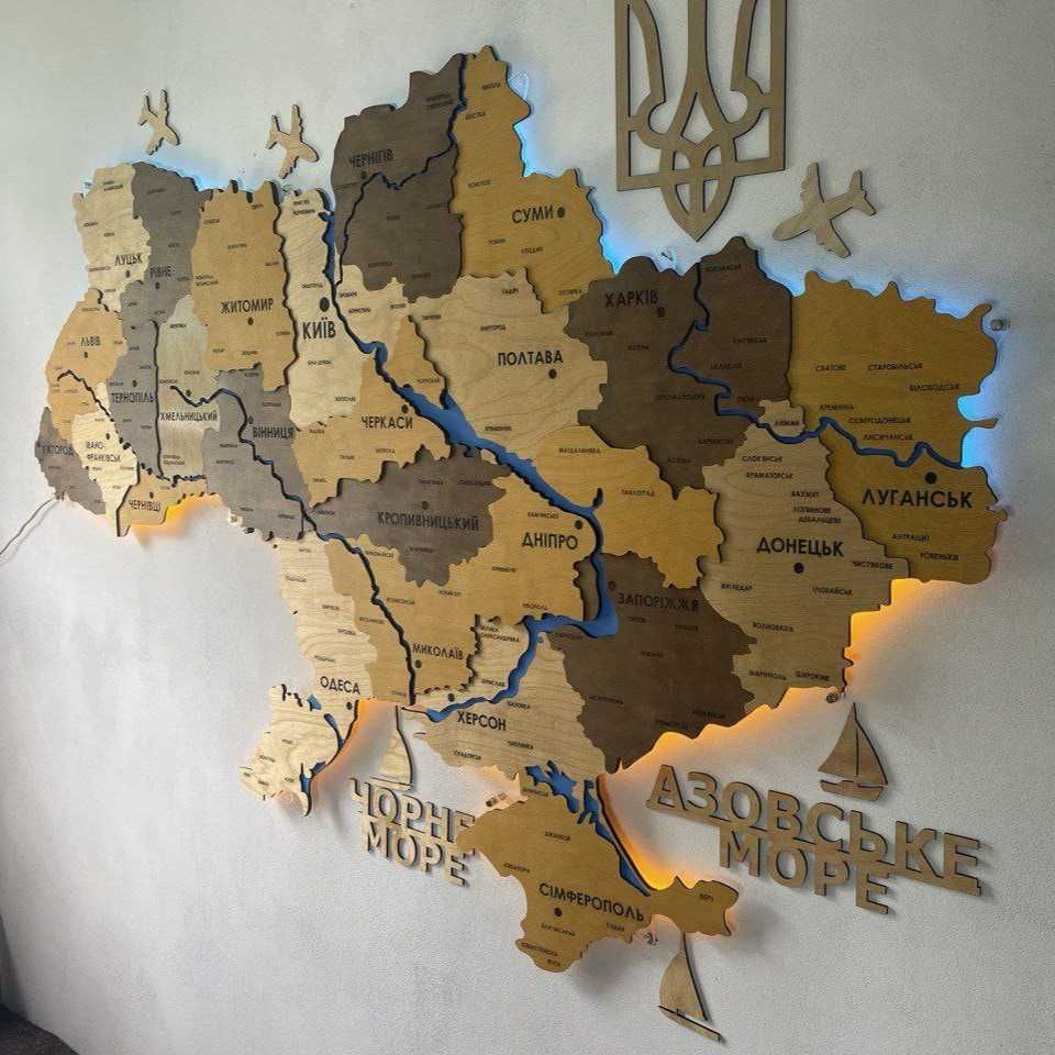 Дерев'яна карта України мапа з річками реками і підсвіткою подсветкой