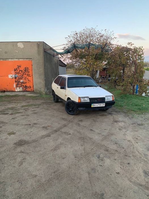 Продам ваз 2108 срочно