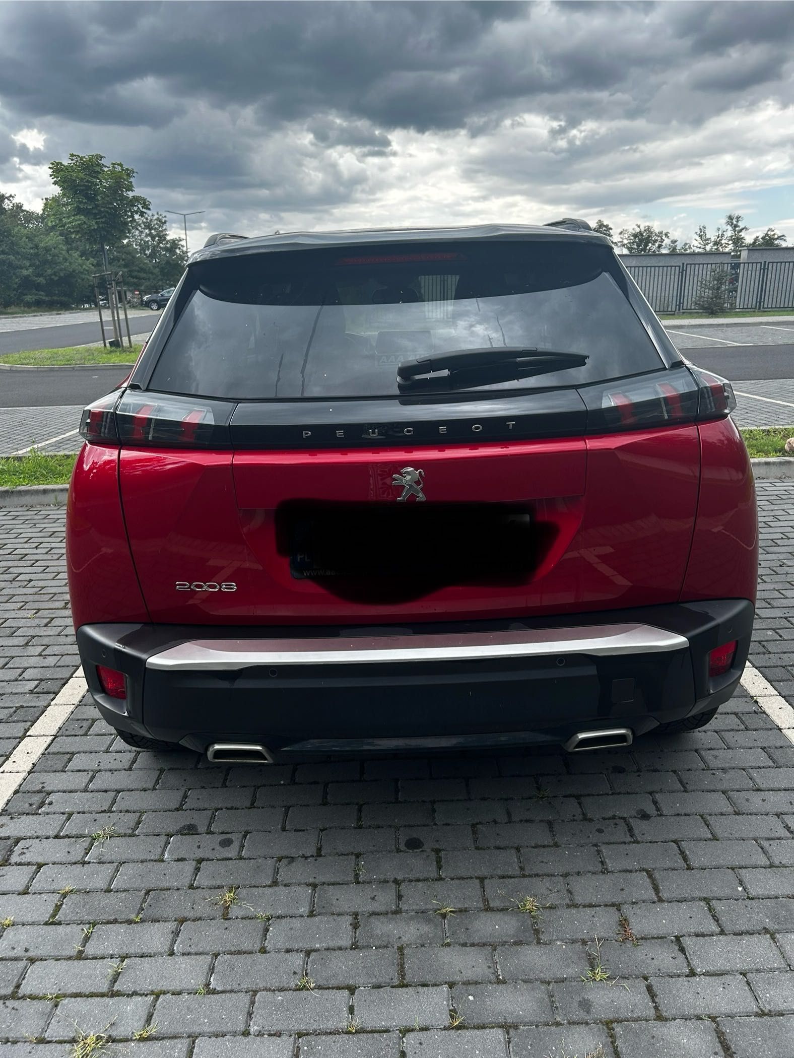 Peugeot 2008 , 1.2 PureTech 2022