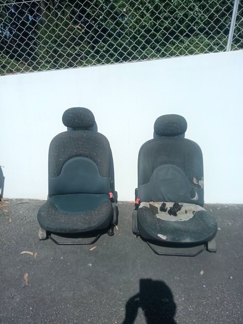 Bancos para Renault Clio 1