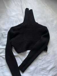 Чорний укорочений светр