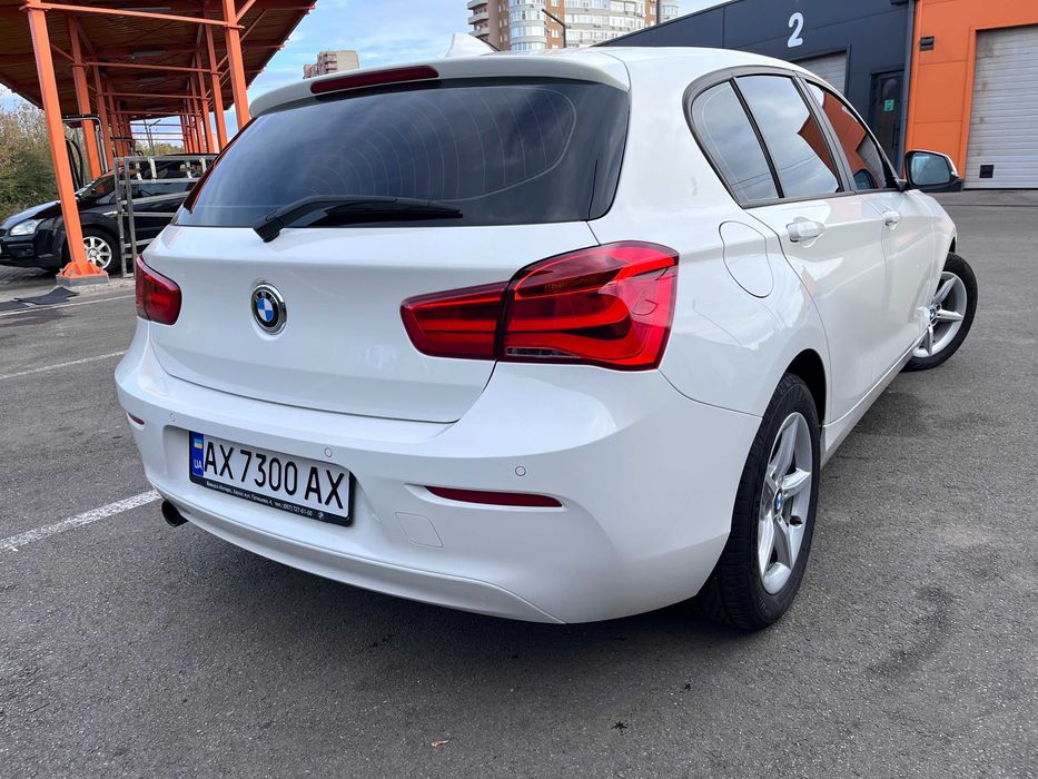 Продам BMW 118і F20