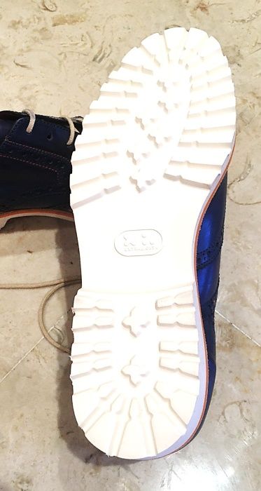 Sapatos Soldini novos tamanho 45 azul