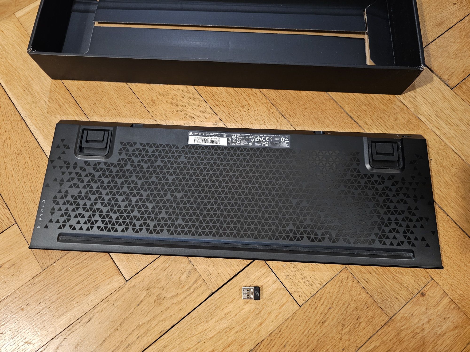 Corsair K100 Air Wireless RGB Cherry MX Ultra Klawiatura mechaniczna