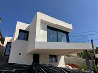Casa em Construção em Braga, Esposende - 3 Quartos e Garagem