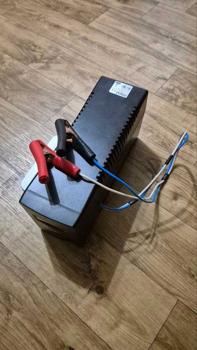 UPS безперебійник