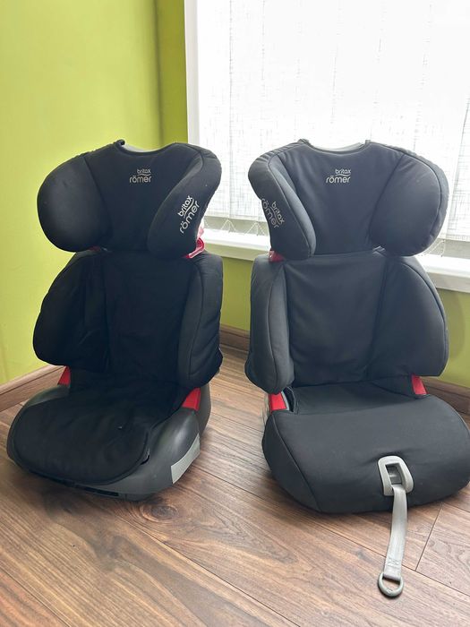 Fotelik samochodowy dziecięcy