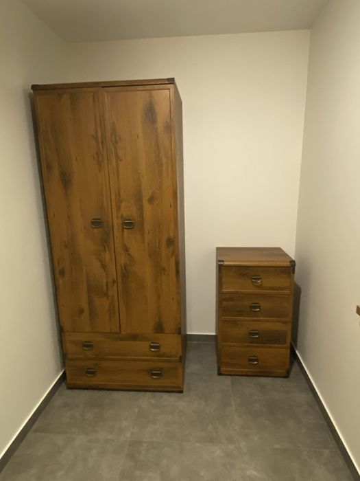 Sprzedam meble do przedpokoju.