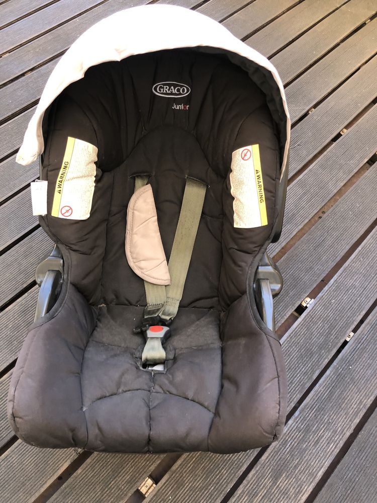 Cadeira de carro para bebé