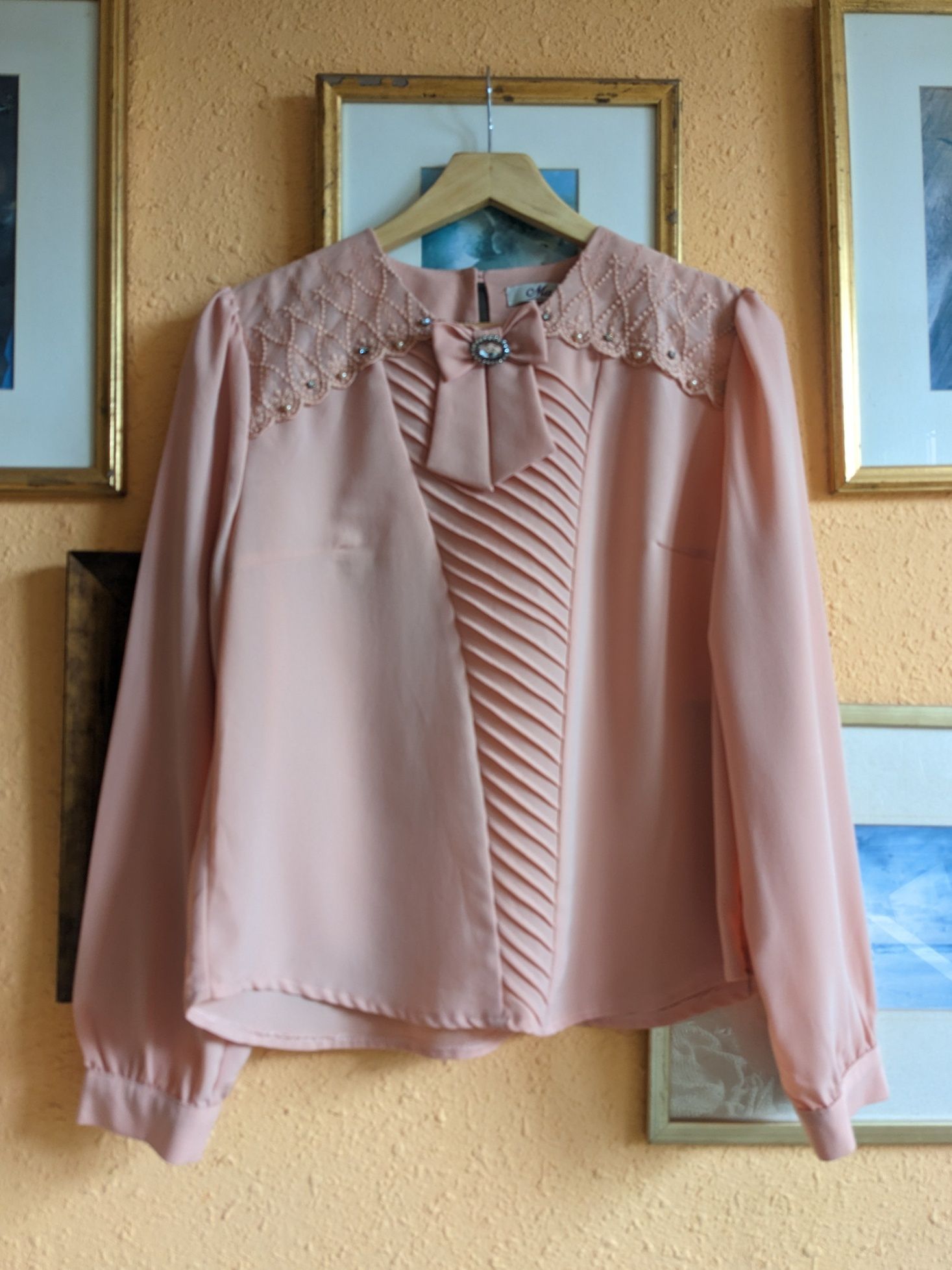 Elegancka bluzka z Turcji