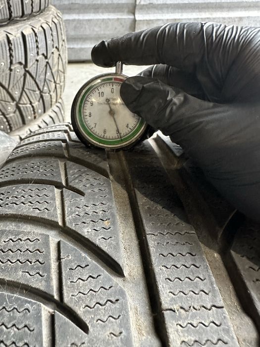 4x opony zimowe 215/65R16 Toyo SnowProx S943 cena za komplet 5mm