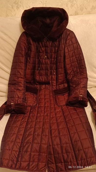 Красивое женское пальто