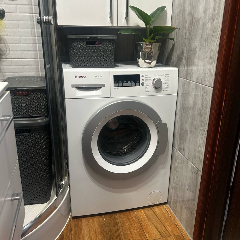 Sprzedam pralke slim Bosch serie 4