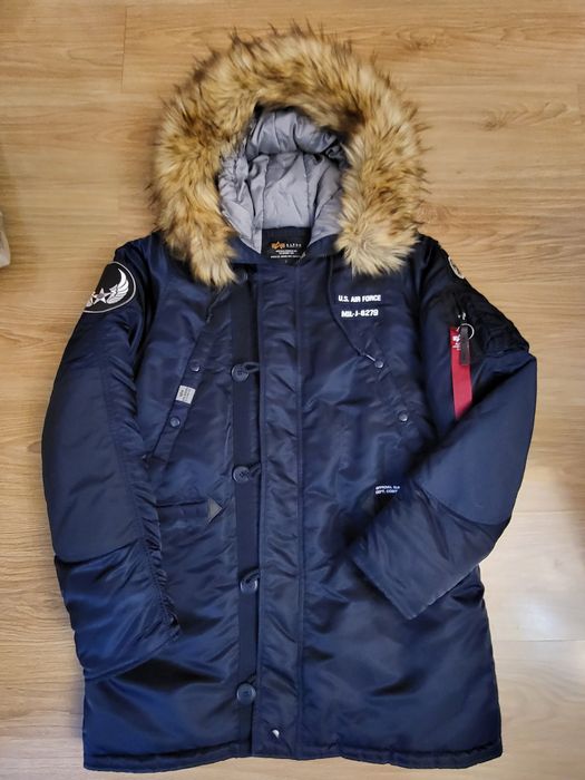Kurtka zimowa marki Alpha Industries, rozmiar L