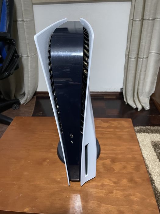 Playstation 5 Standart 1TB com leitor DvD + suporte +  comando + jogos