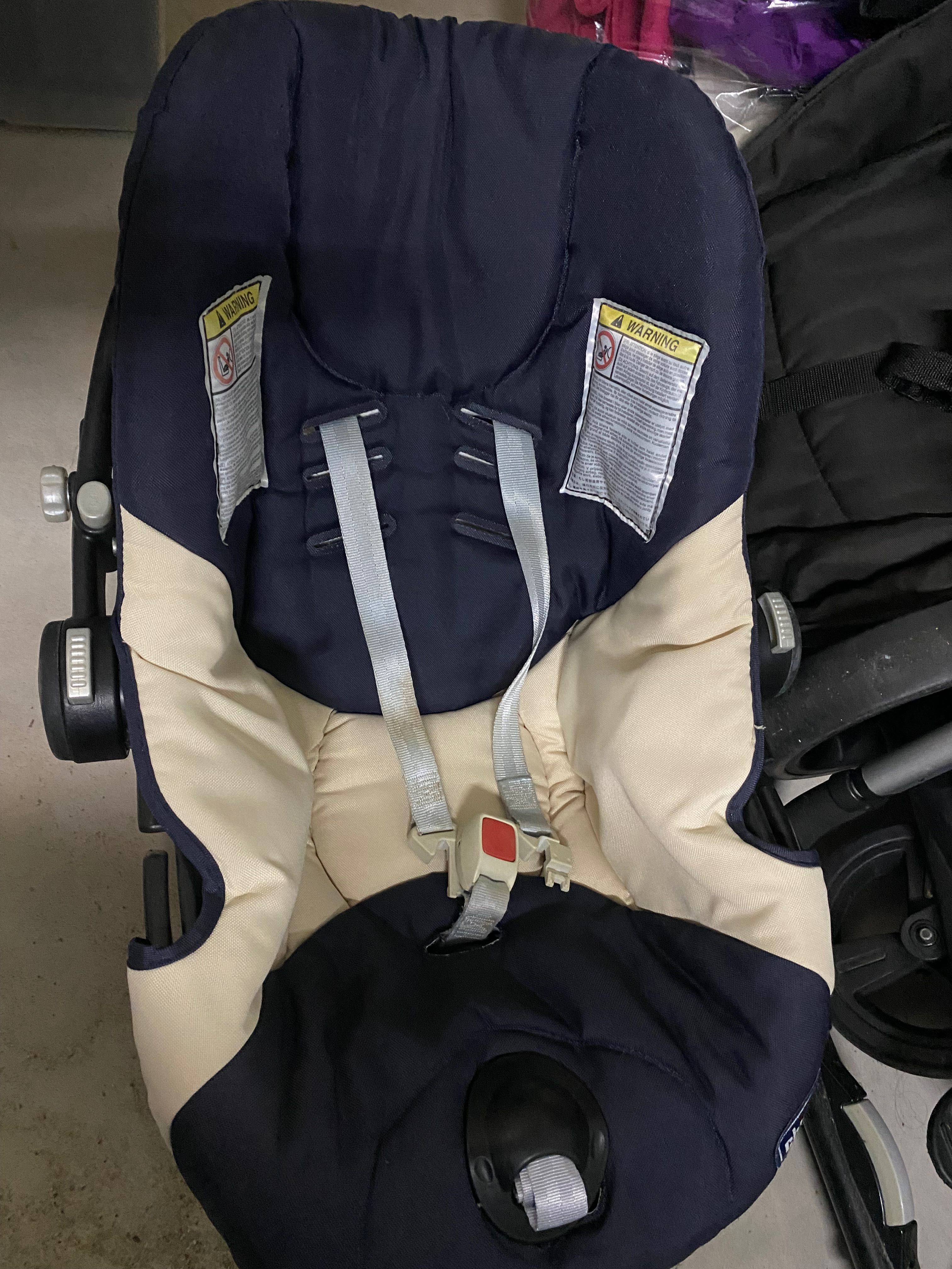 Carrinho de bebé chicco, ovo, adaptador e capas