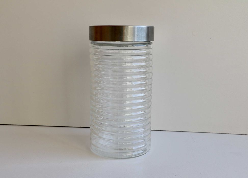 Банка скляна кругла велика з кришкою для зберігання продуктів