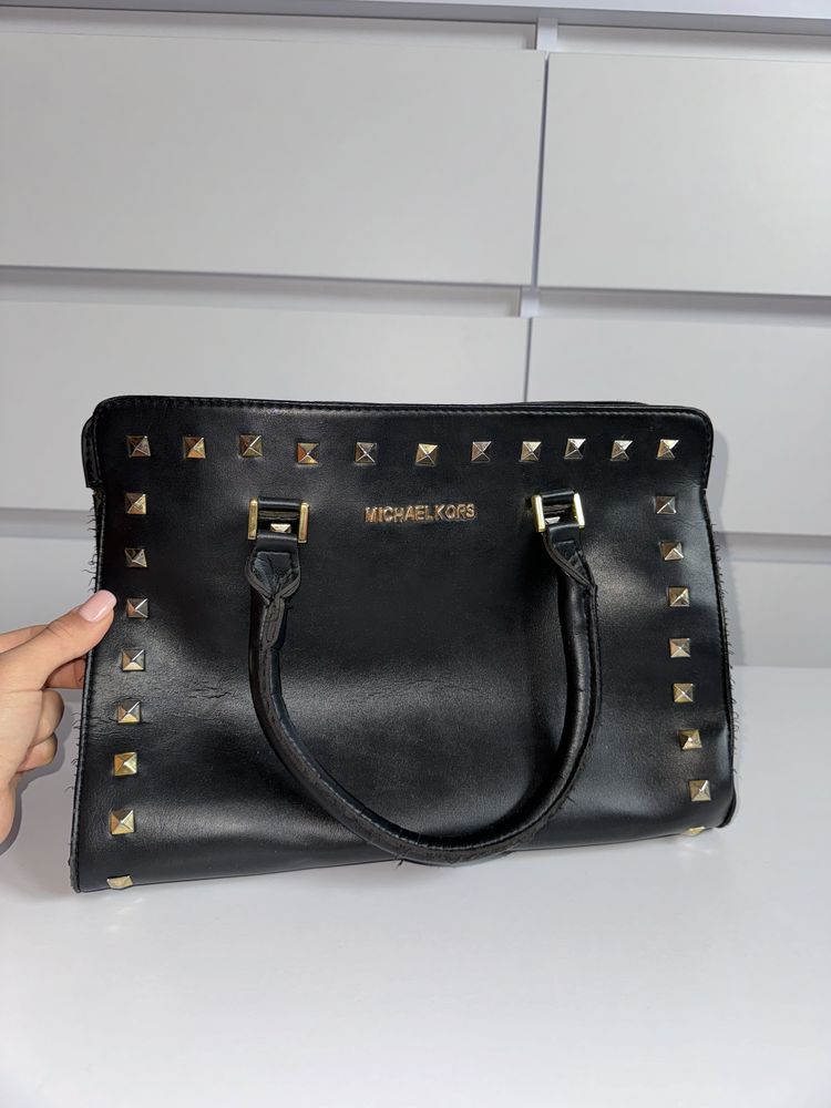 Czarna torebka Michel Kors