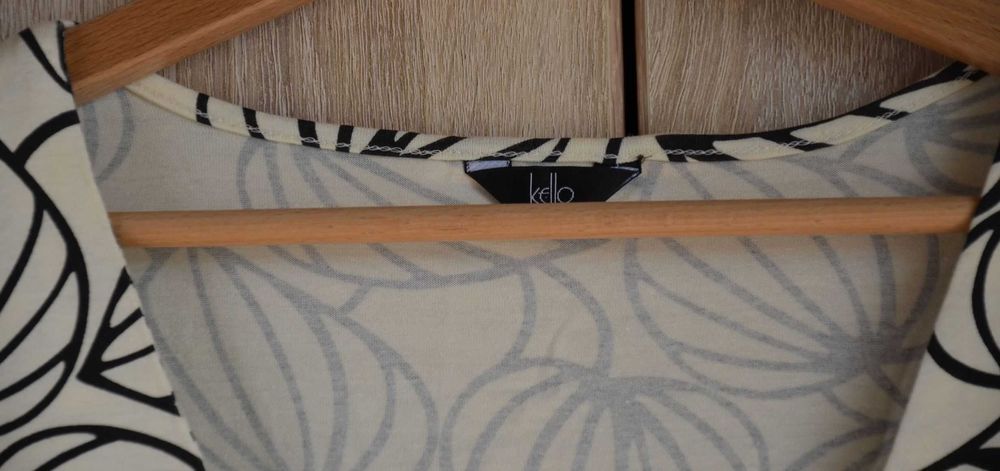 Bluzka bez rękawów beżowa we wzory kwiaty ciążowa mama 42 44