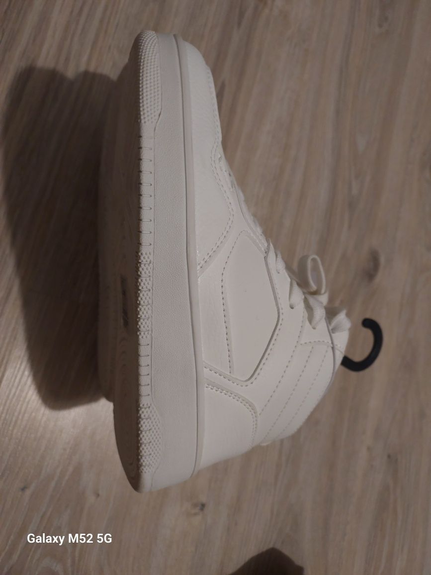 Primark buty chłopięce r. 35