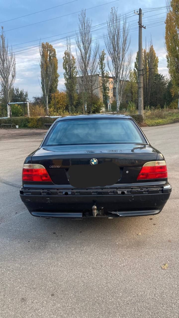 Разборка BMW e38 730 1994