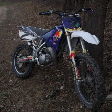 Cross Yamaha YZ125