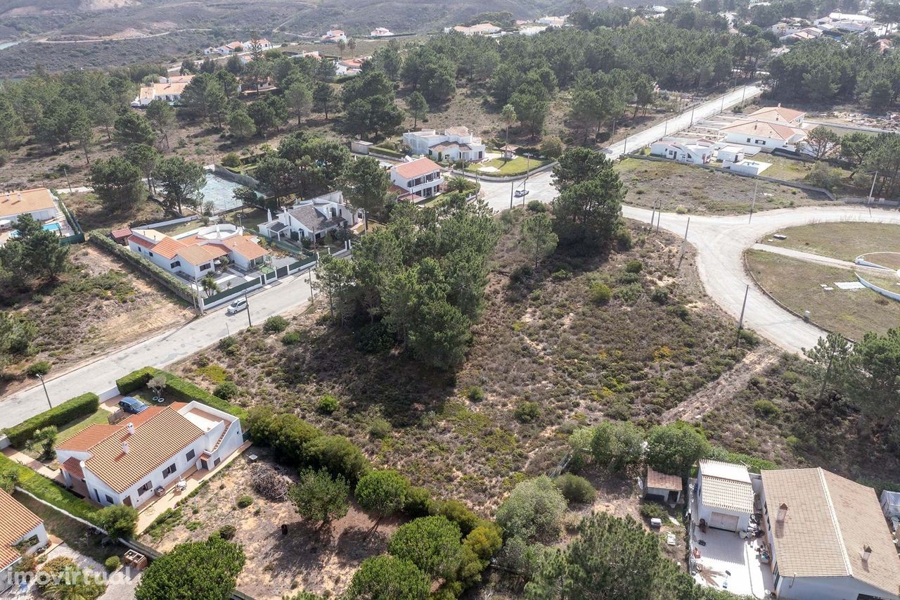 Lote De Terreno Urbano Para Construção No Vale Da Telha, Aljezur