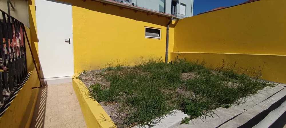 Moradia/Casa T2 Térrea em Campanhã