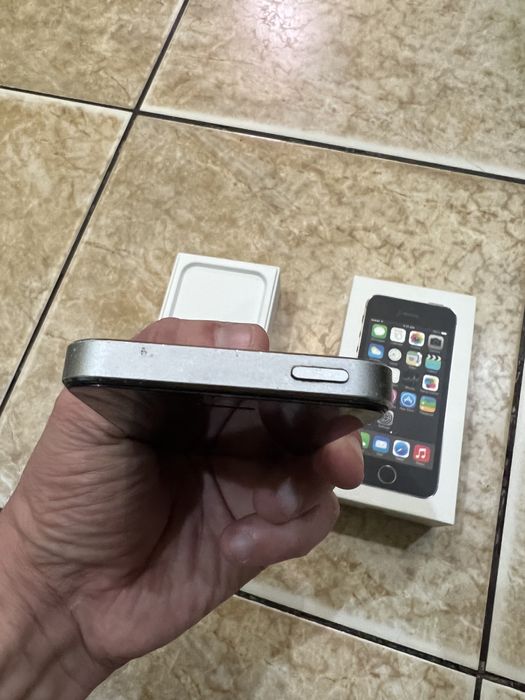 iPhone 5s 16gb Стан робочий, на запчастини або для користування