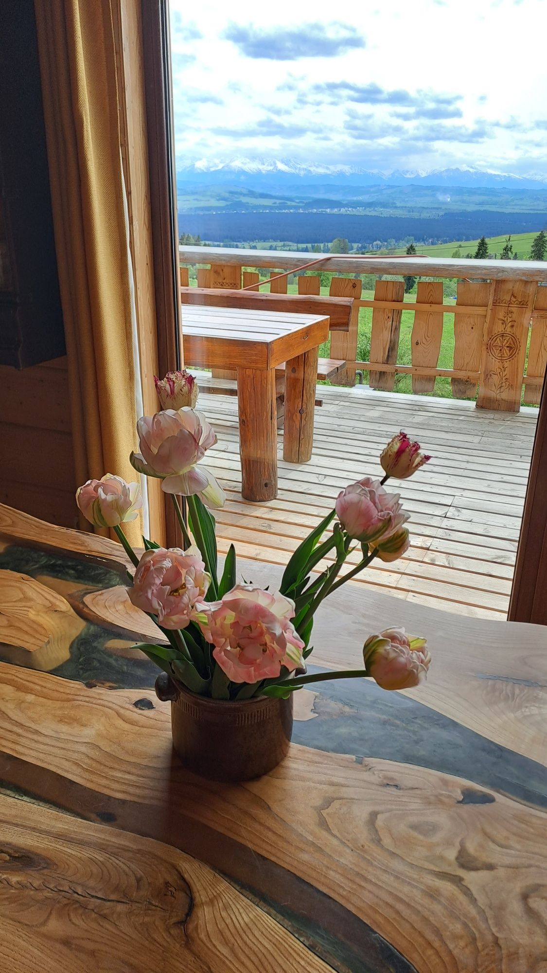 Willa Hubertówka  dom 12 osobowy z jjacuzzi  Widok na Tatry