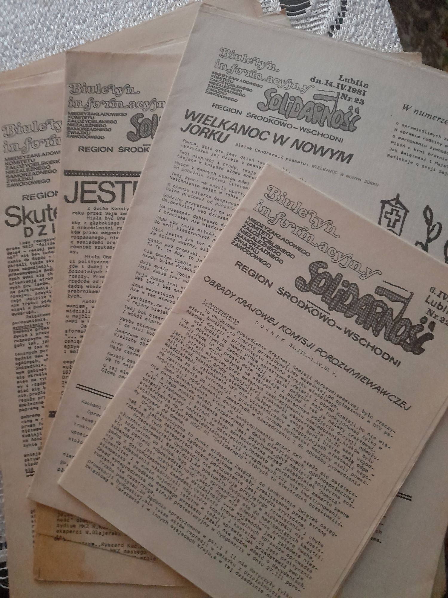Dokumenty biuletyn informator zjazdowy solidarności 36 szt z 1981 r