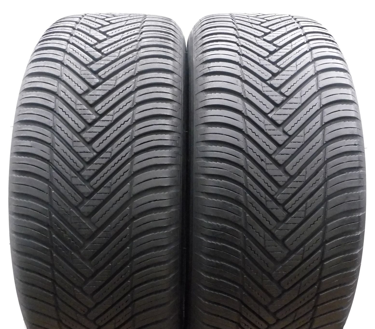Opony 235/55/17 Hankook 235/55R17 103W XL Wielosezonowe 2020/22 6,5mm